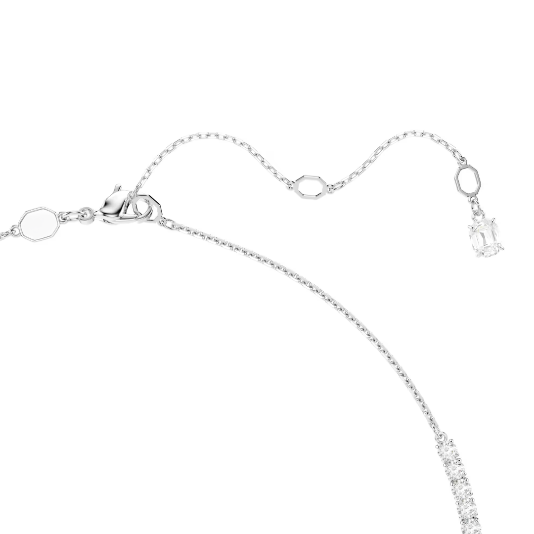 Collier femme en argent avec pendentif perle et pierres brillantes en zirconium.