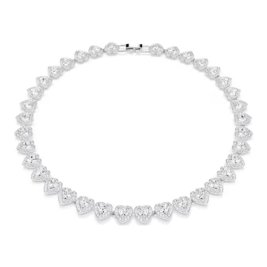 Collier femme en argent avec pierres en forme de goutte en zirconium porté autour du cou, style luxe et raffiné